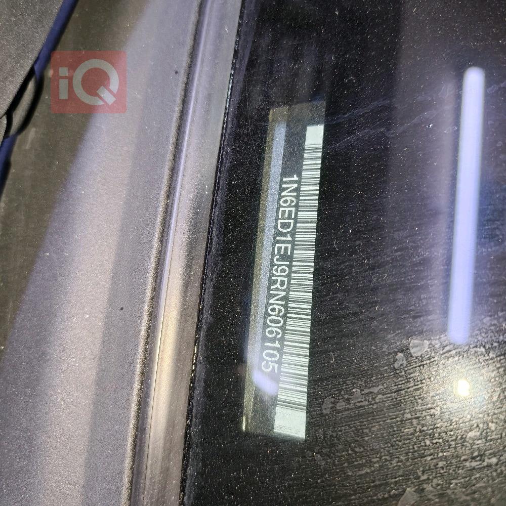 نيسان فرونتر